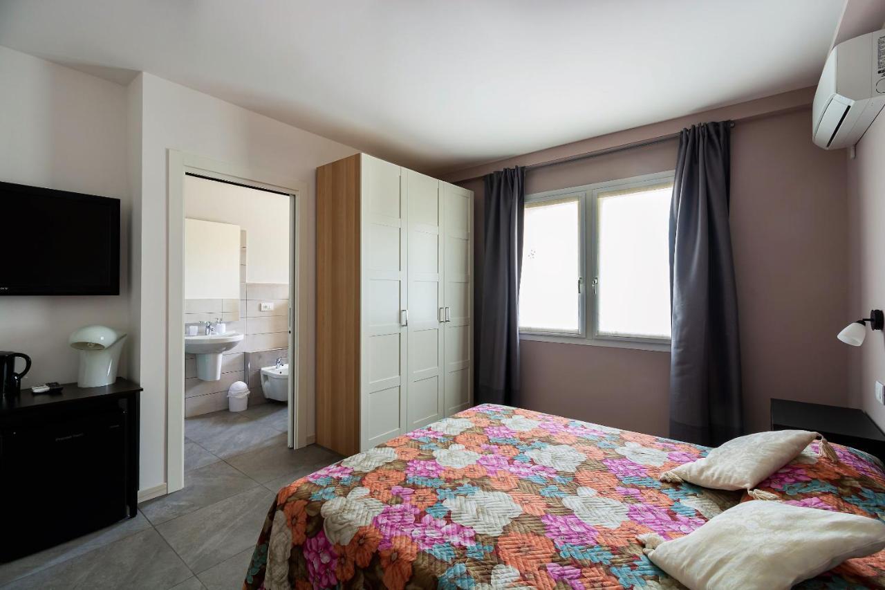 Hotel Il Melograno à Peschiera del Garda Extérieur photo