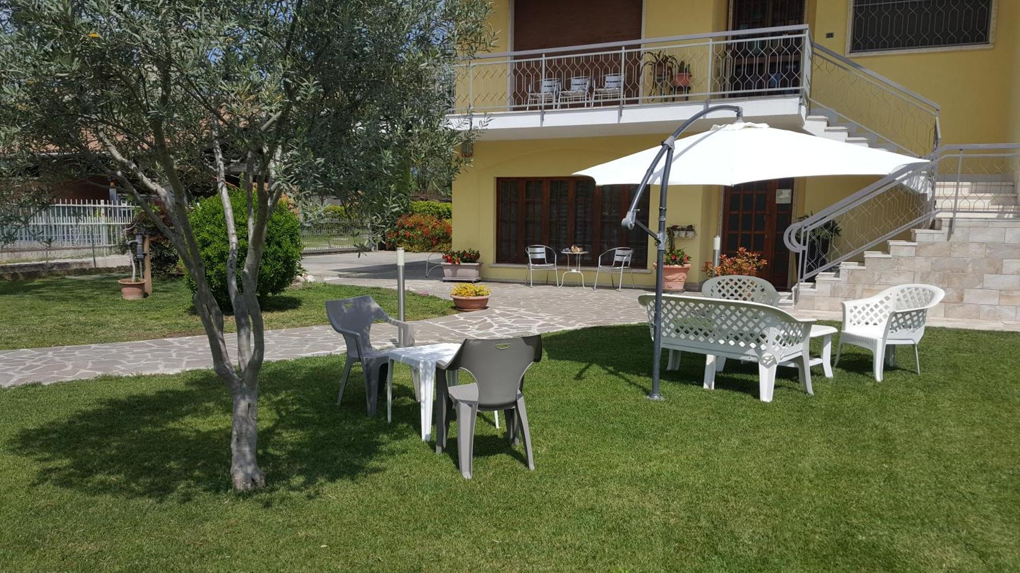 Hotel Il Melograno à Peschiera del Garda Extérieur photo